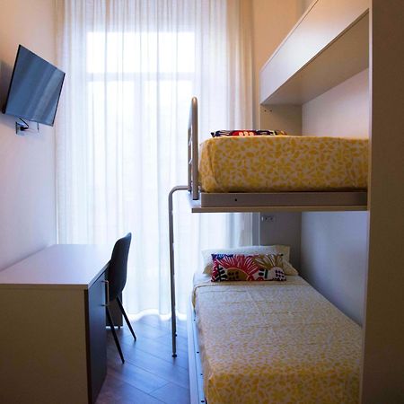 נאפולי Rooms Garibaldi מראה חיצוני תמונה