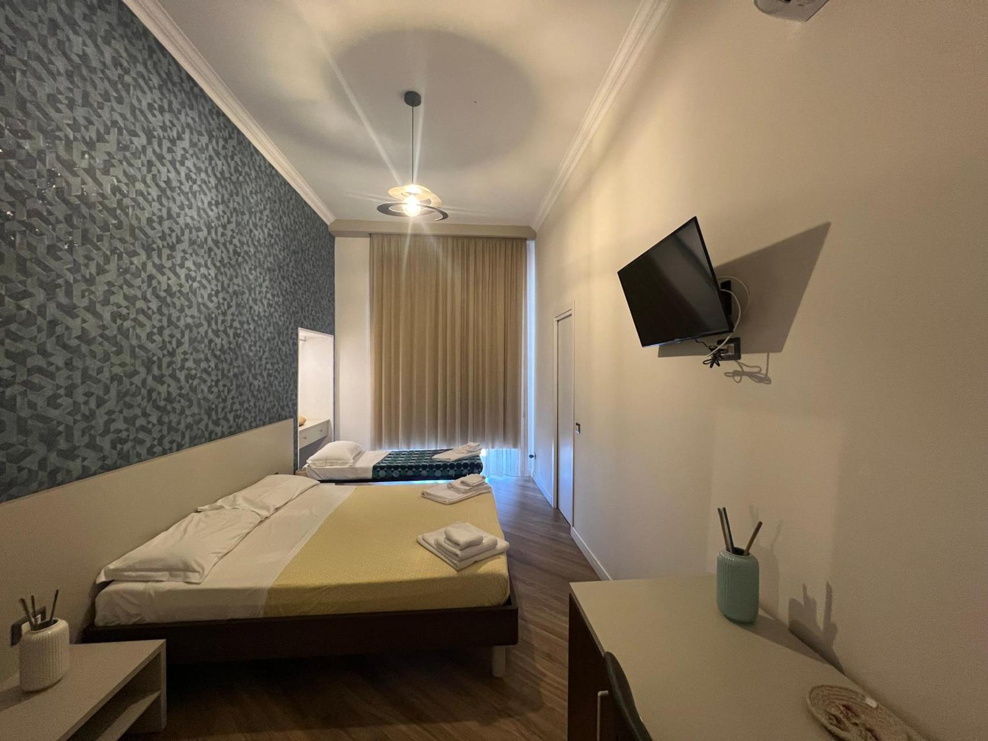 נאפולי Rooms Garibaldi מראה חיצוני תמונה