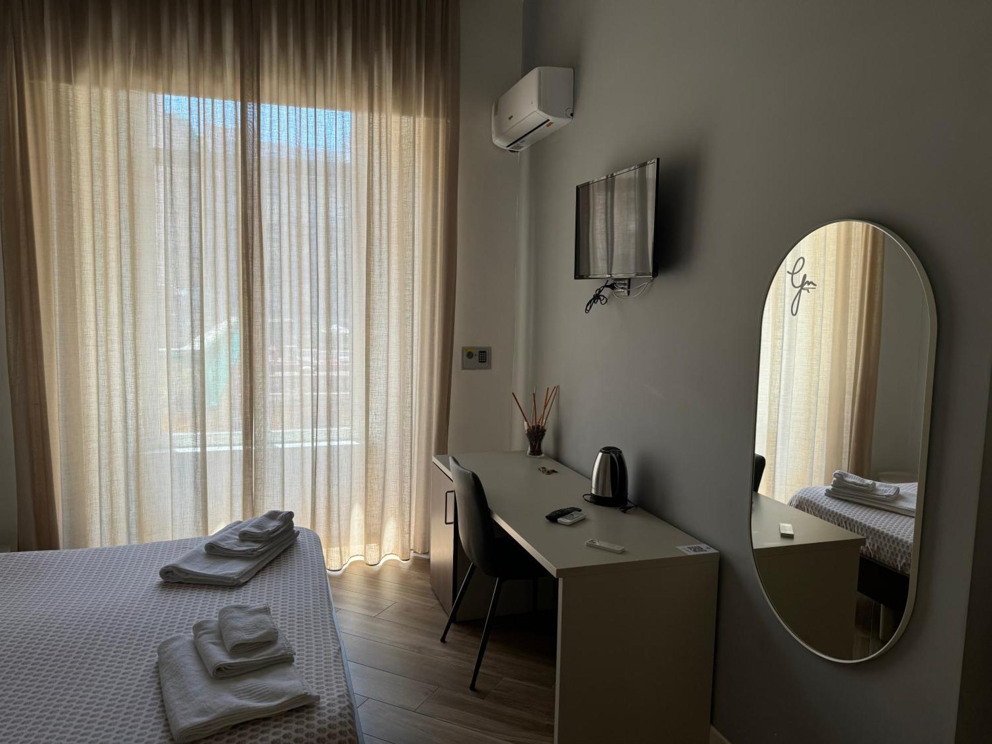 נאפולי Rooms Garibaldi מראה חיצוני תמונה