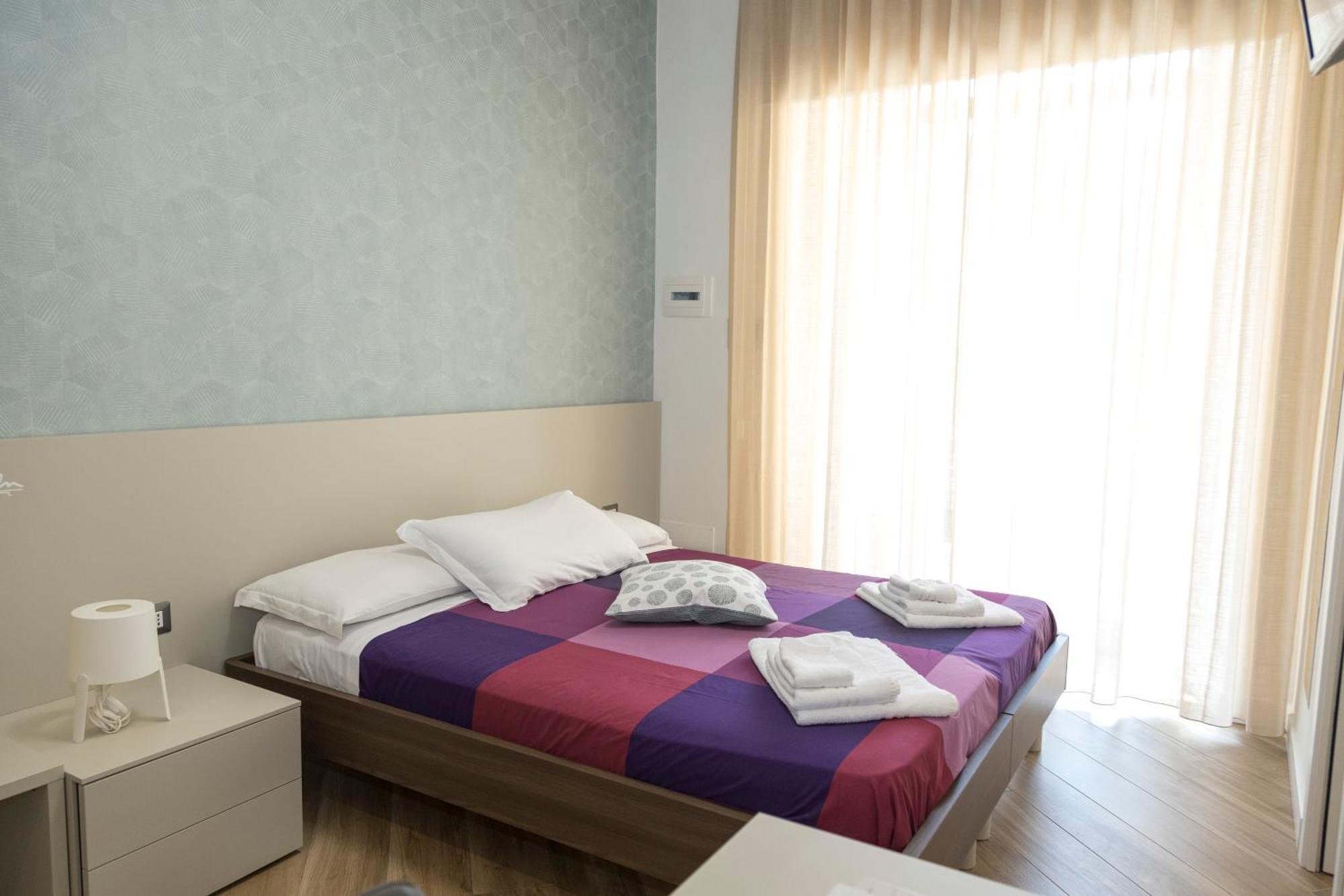 נאפולי Rooms Garibaldi מראה חיצוני תמונה