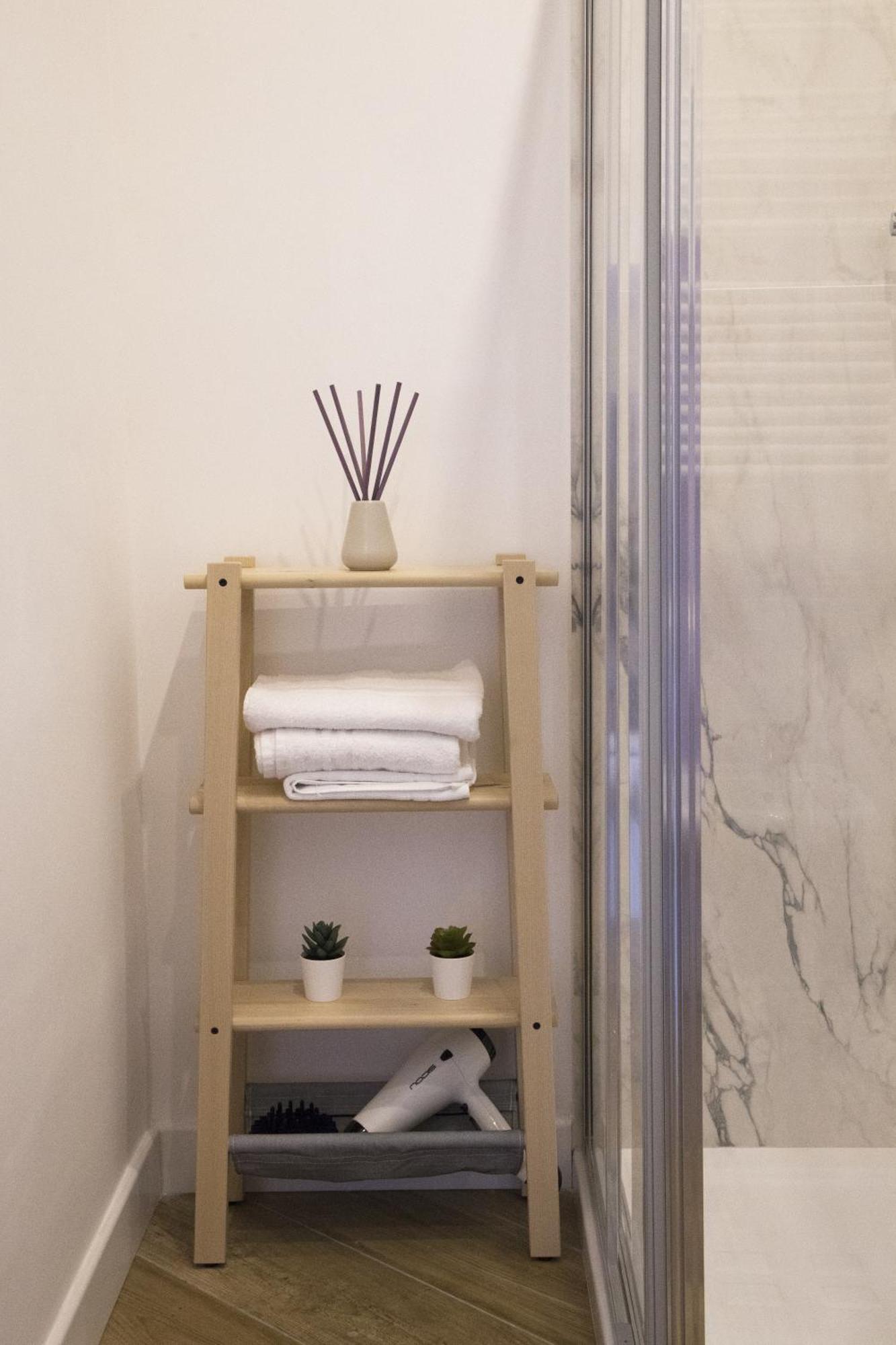 נאפולי Rooms Garibaldi מראה חיצוני תמונה