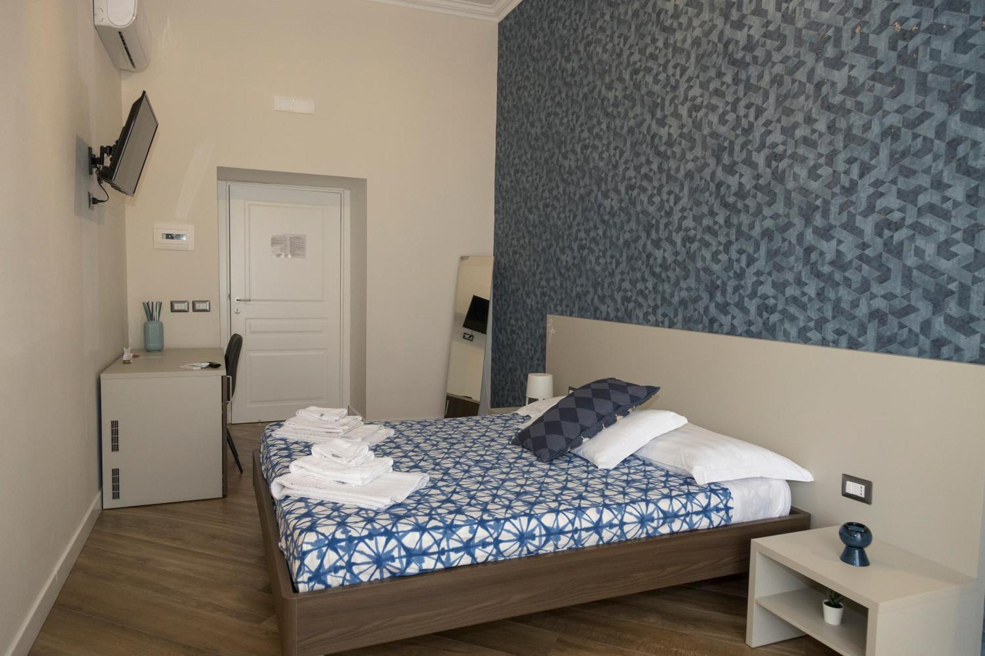 נאפולי Rooms Garibaldi מראה חיצוני תמונה