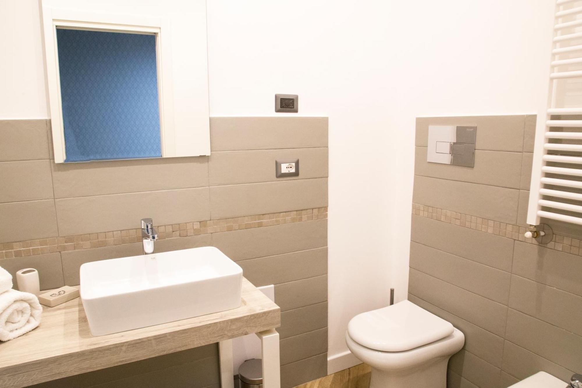 נאפולי Rooms Garibaldi מראה חיצוני תמונה